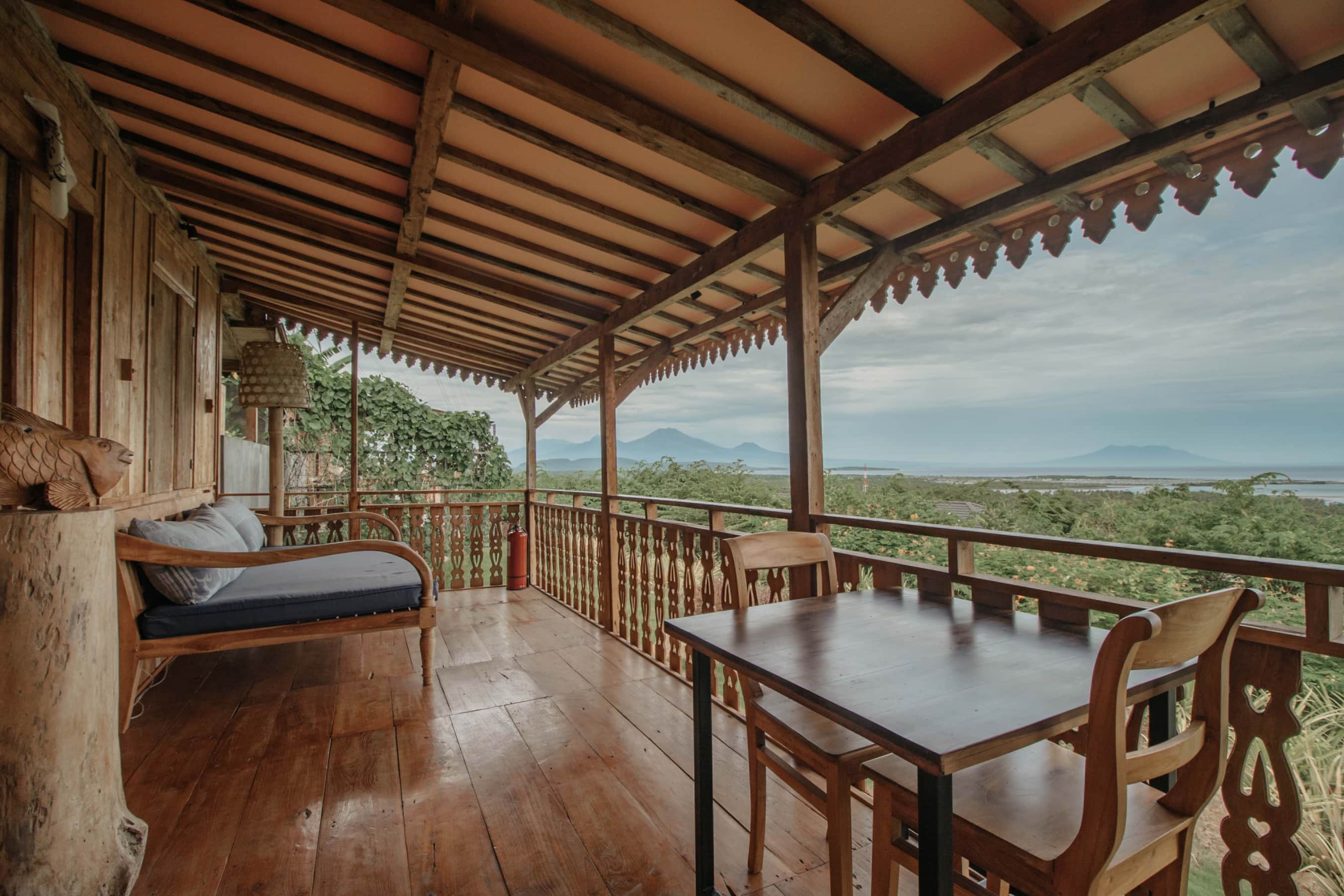 Kesambi 2 wooden house
