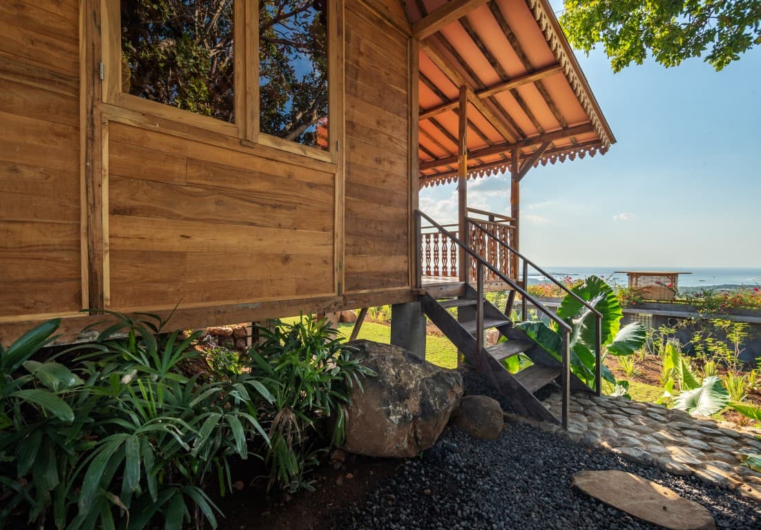 Kesambi 2 wooden house — photo 5