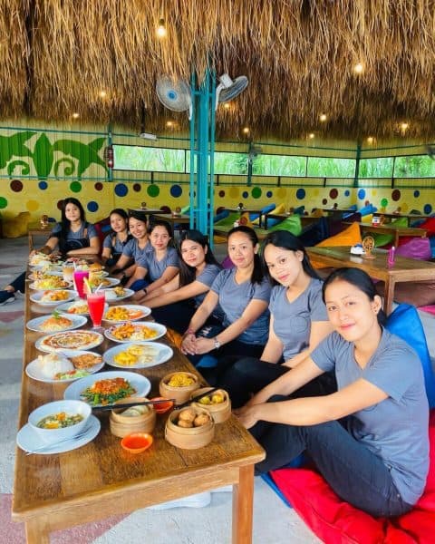 Warung Pak Poi