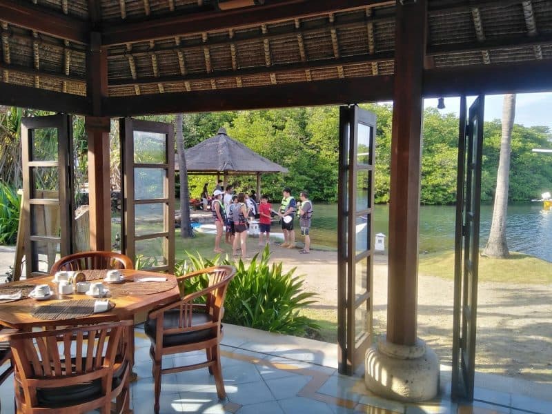 Sunset Beach Restaurant & Bar