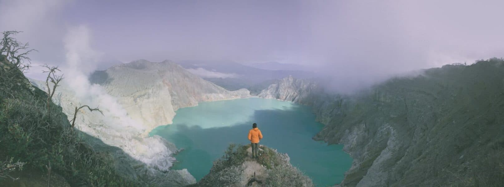 Climbing Kawah Ijen